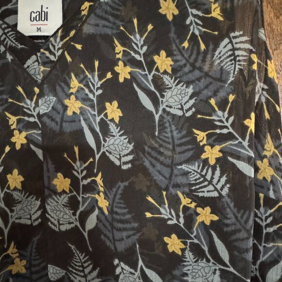 CAbi Layered Fern Sleeveless Blouse - Style 3450 - Size Medium - Picture 3 of 8